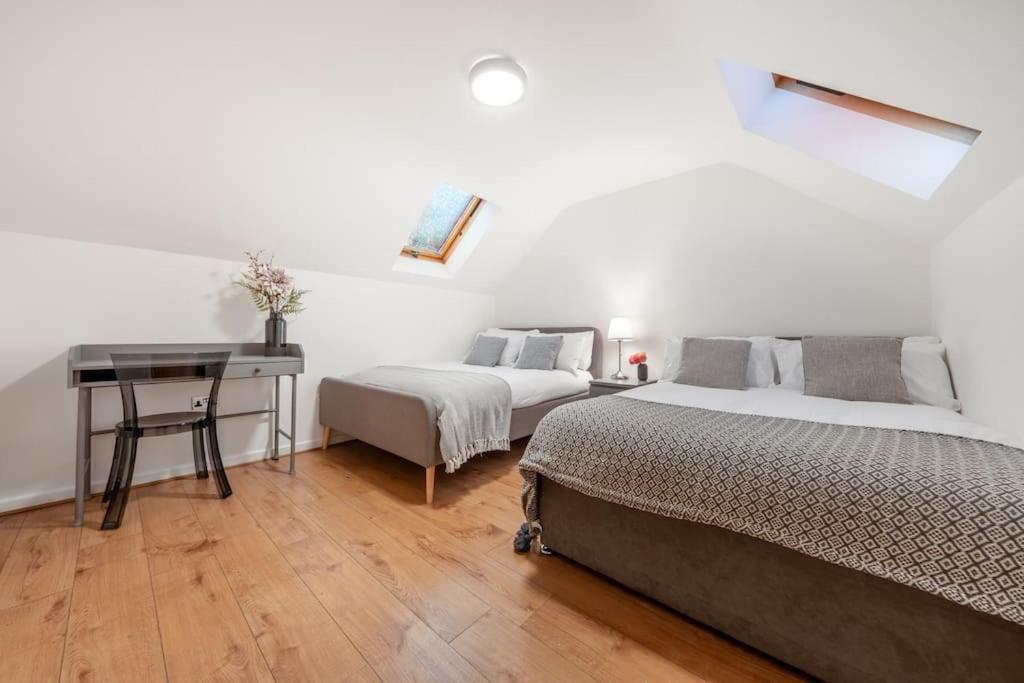 4 Beds - 20 Min To Casa vacanze